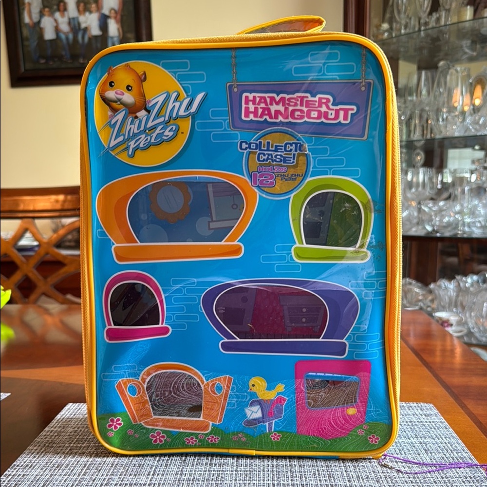 Zhu Zhu Pet Case Holder